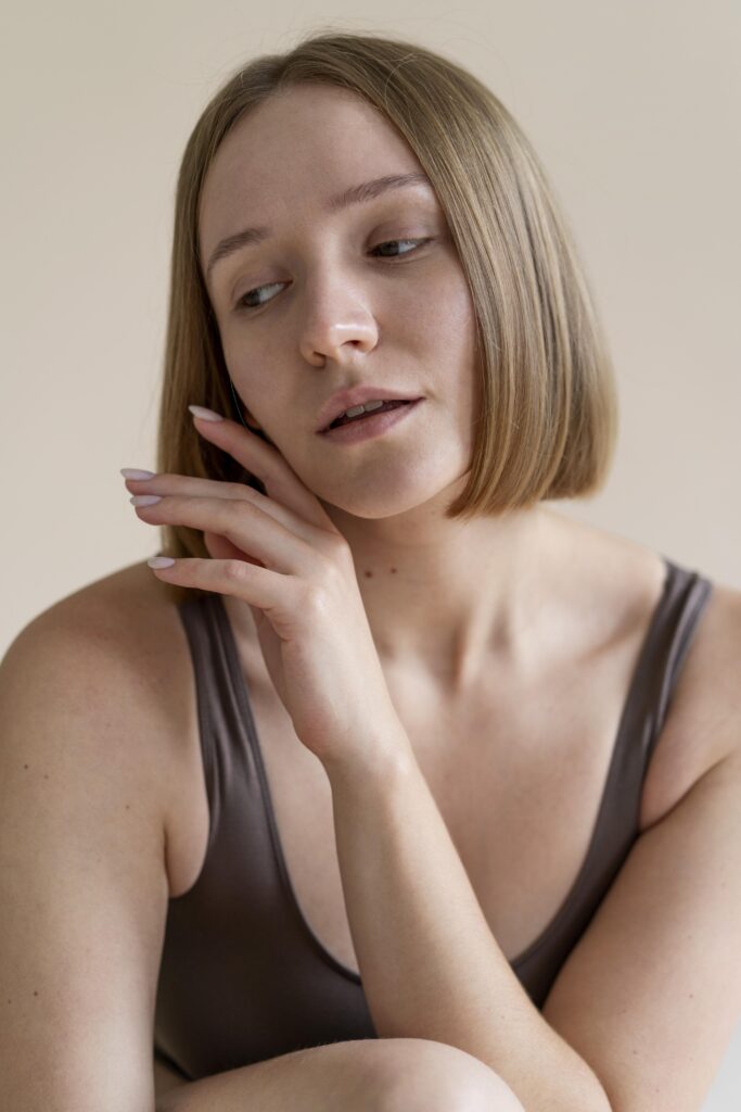 cicatrizarse mujer posar